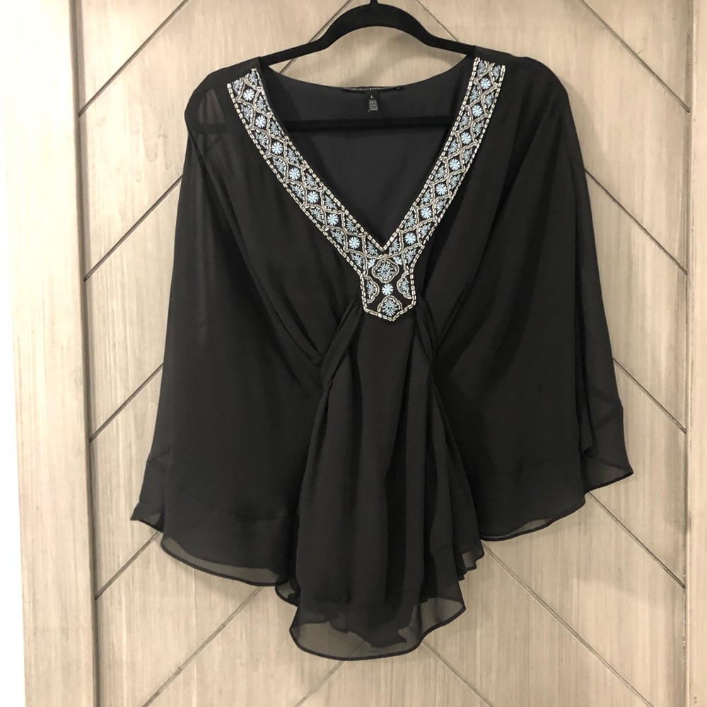 5 White House White Market women’s blouse bundle.